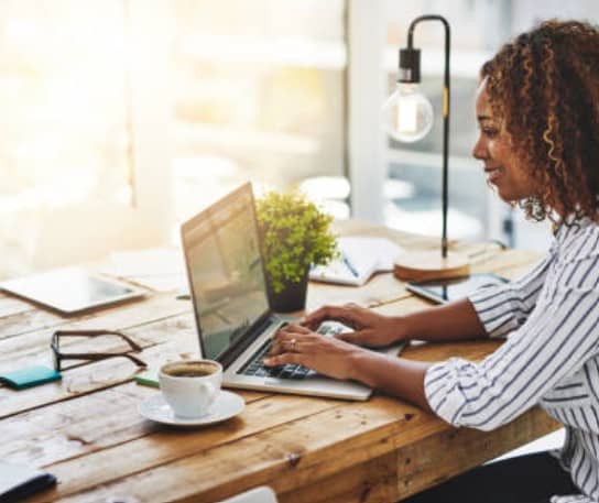 How to start a blogging business step by step guide